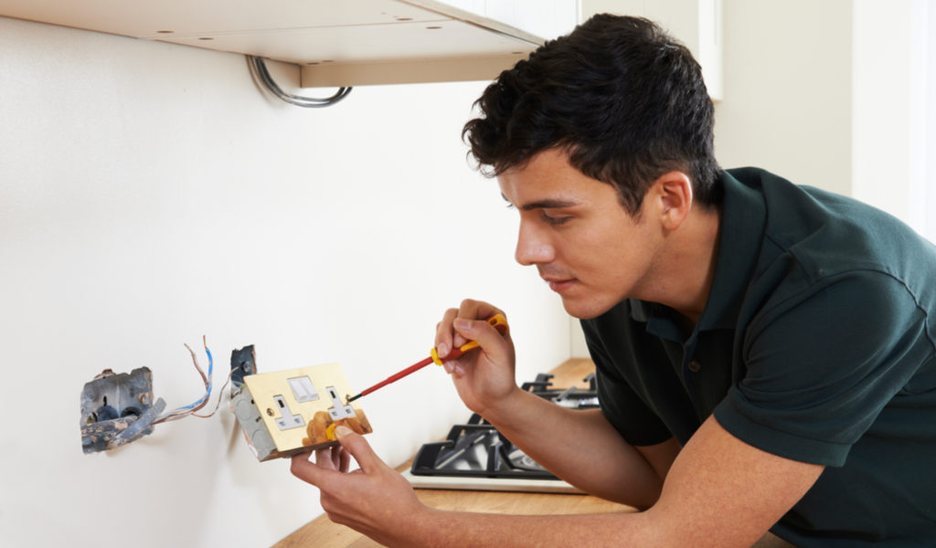 5 Benefits of Emergency Electrical Services in Carolina Forest, SC