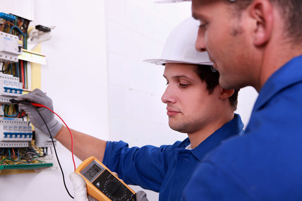 Electrical Contractors in Shallotte, NC – It is Not Easy Being an Electrician