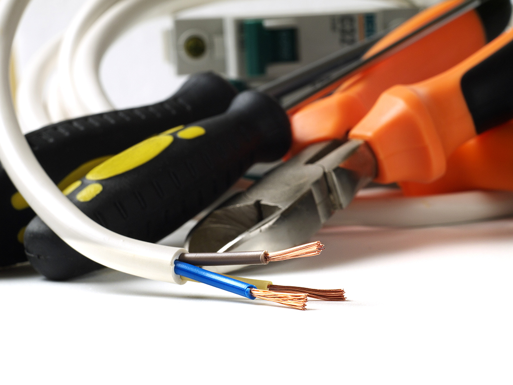 There Are Many Reasons To Call An Emergency Electrician – Don’t Wait! | Conway, SC