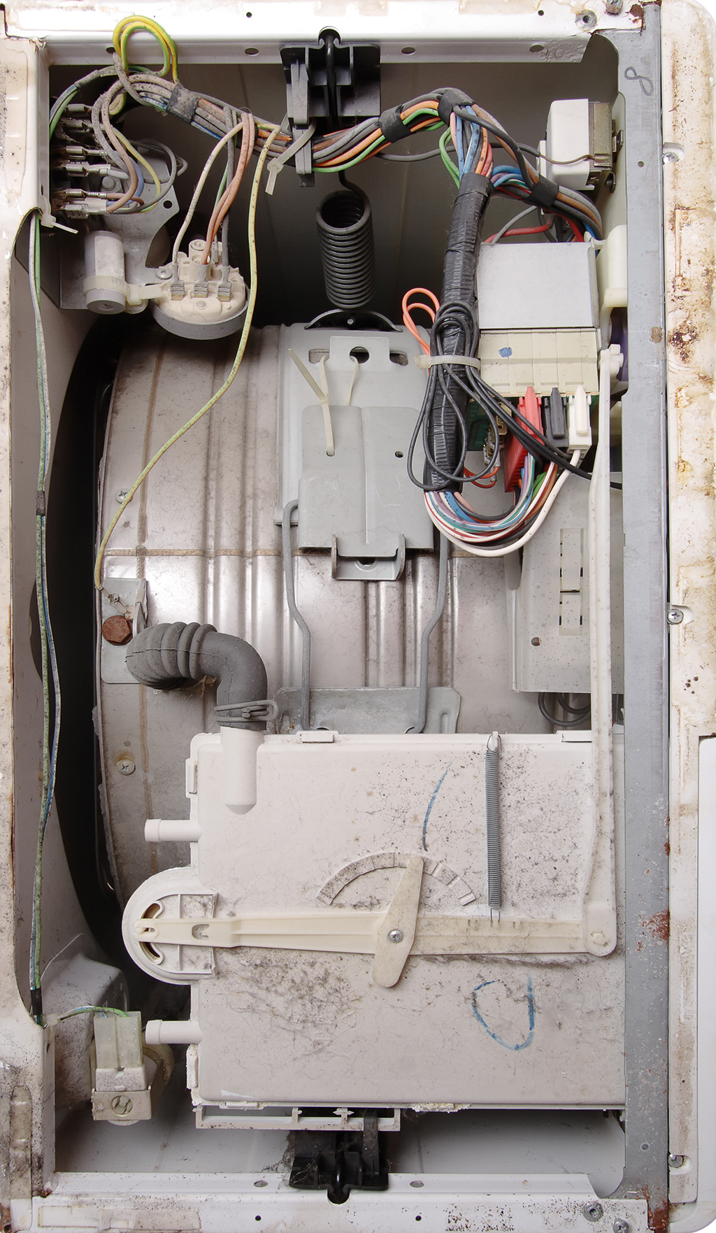 Old Appliances Can Be An Electrical Hazard & Create The Need For An Emergency Electrician | Myrtle Beach, SC
