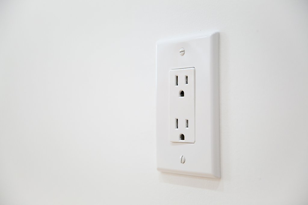 Common Outlet Receptacle Issues And Ways By Which An Electrical Services Provider Can Help